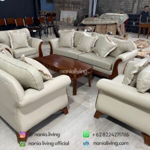 cv nania bintang utama