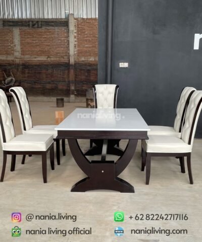 cv nania bintang utama