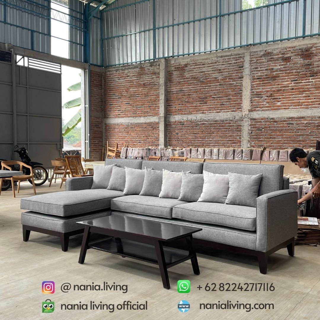 Elegant Guest Sofa Set With Table 2 Elegant Guest Sofa Set With Table