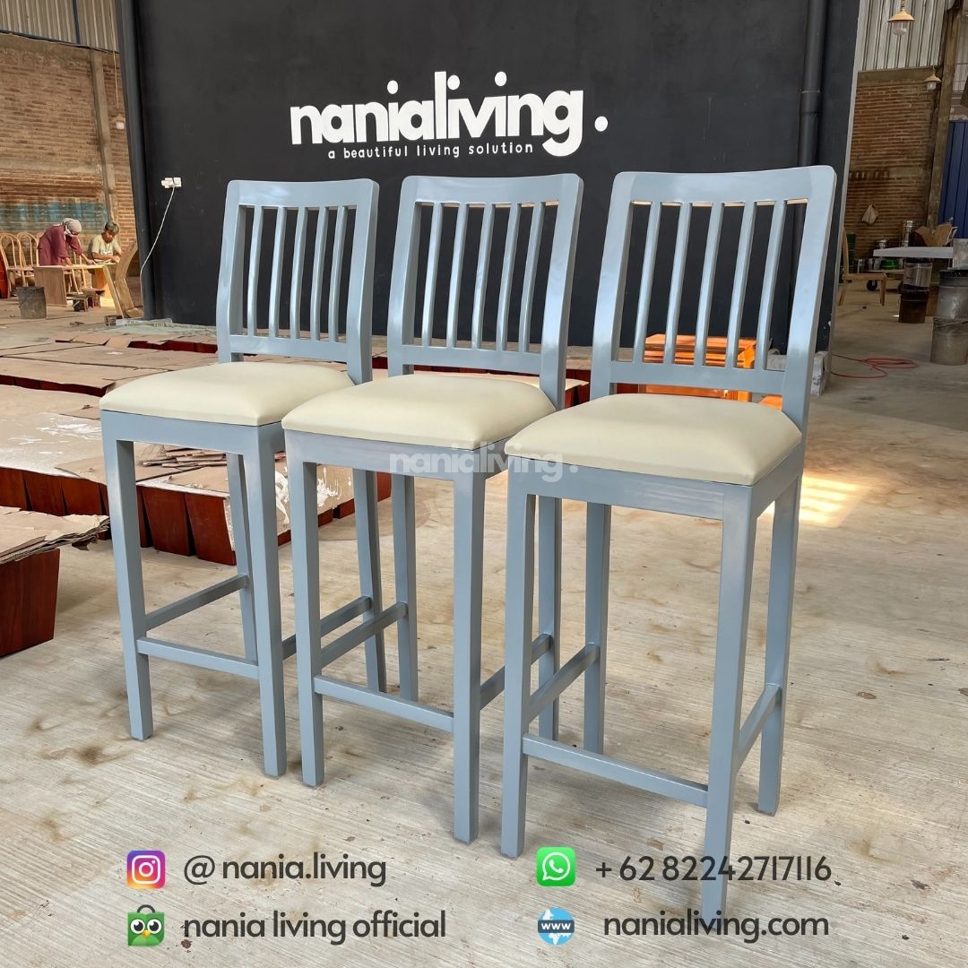 Fingertip Saddle Model Bar Stool