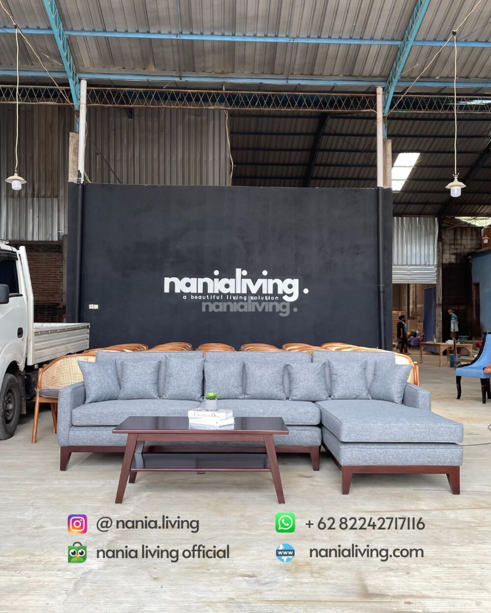 cv nania bintang utama