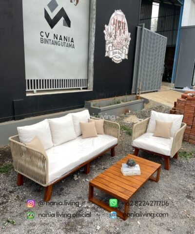 cv nania bintang utama