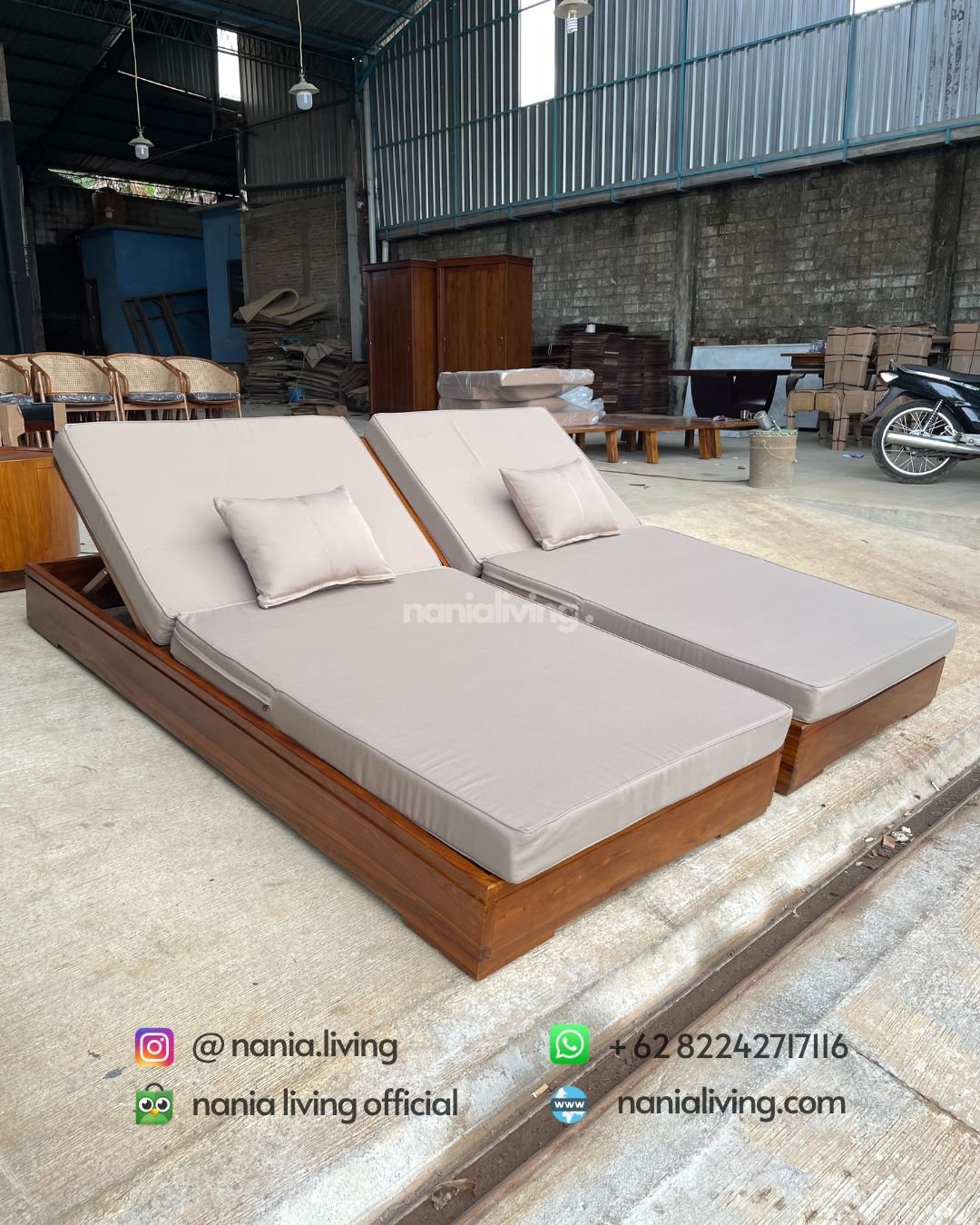 Teak Beach Lounge Chair