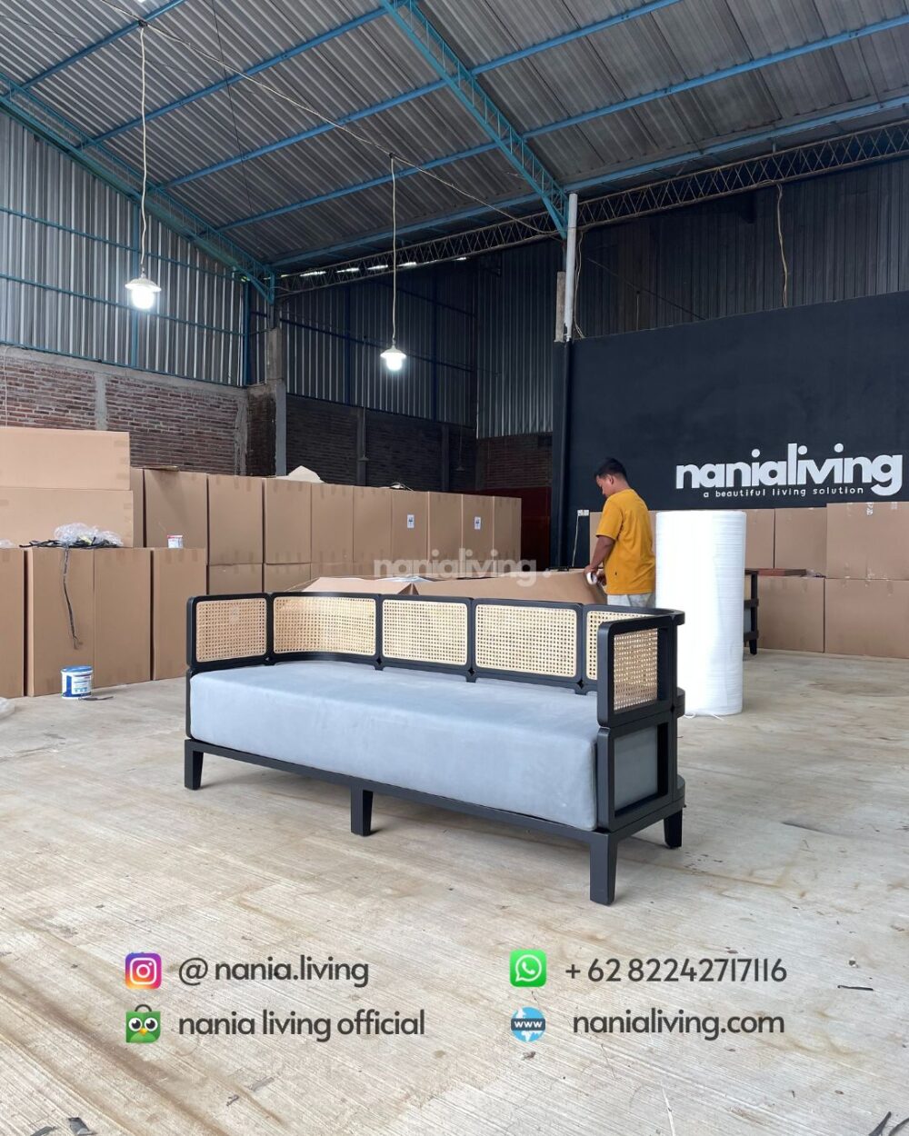 3-seater Guest Sofa With Natural Rattan Combination