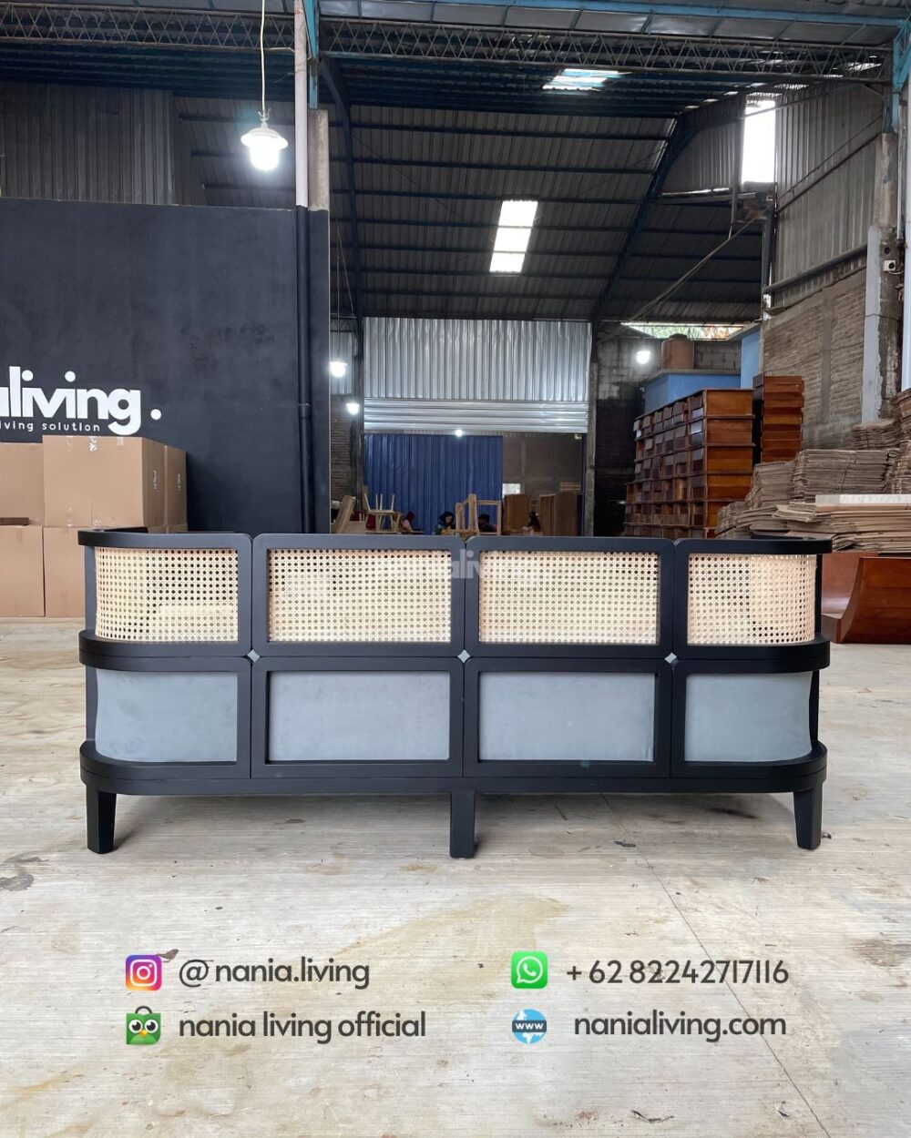 back 3-seater Guest Sofa With Natural Rattan Combination
