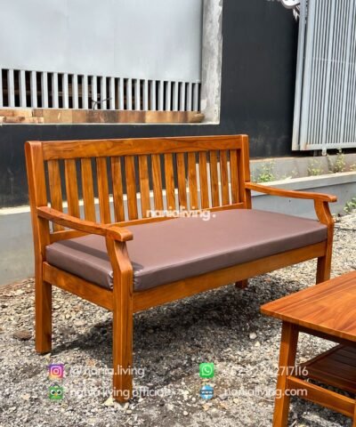 cv nania bintang utama