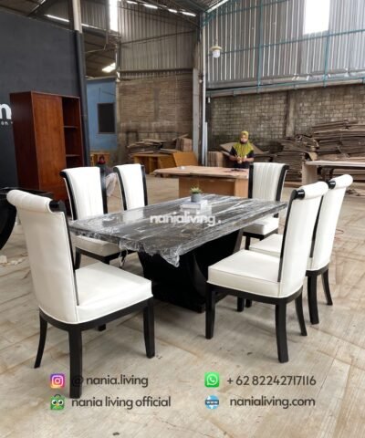 cv nania bintang utama