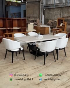 cv nania bintang utama