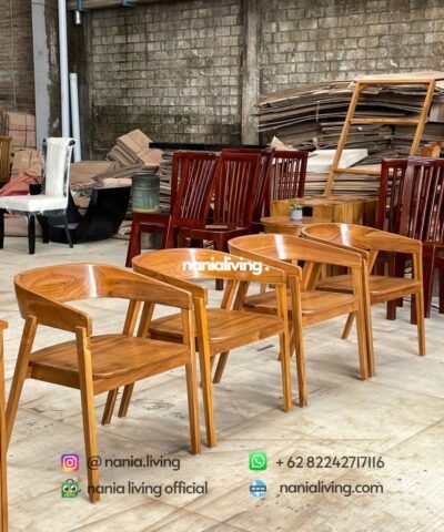 cv nania bintang utama