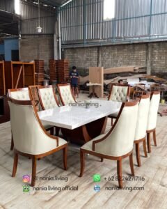 cv nania bintang utama