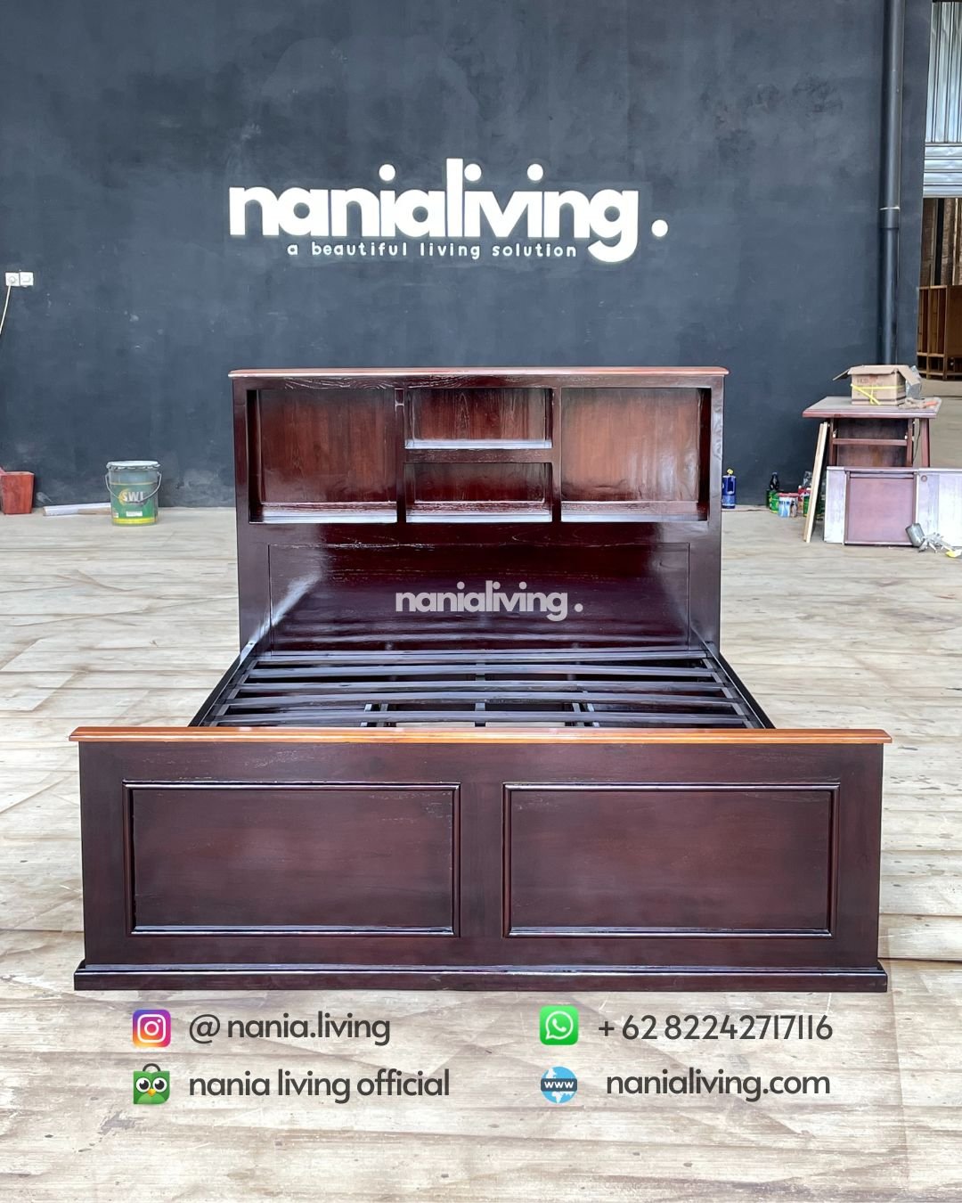 Minimalist Two-tone Solid Wood Bed side