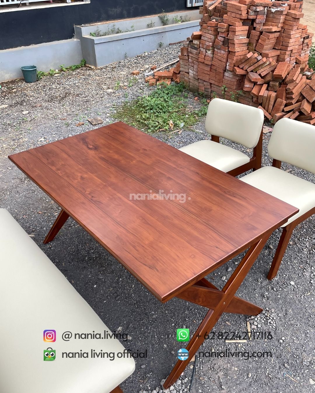 cv nania bintang utama