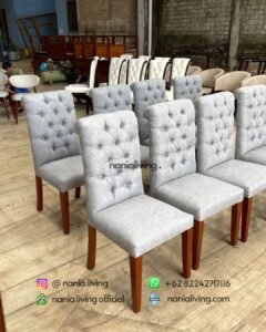 side Button Pattern Dining Chair