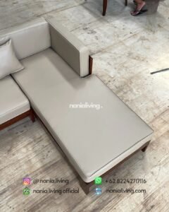 detail Minimalist Teak Corner Guest Chair