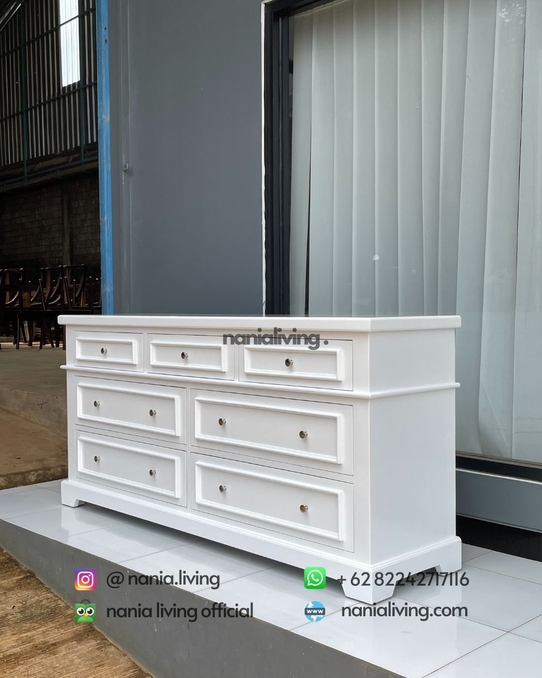 Modern Minimalist White Duco Buffet