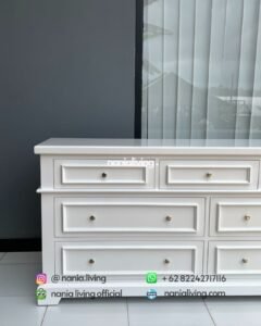 detail Modern Minimalist White Duco Buffet