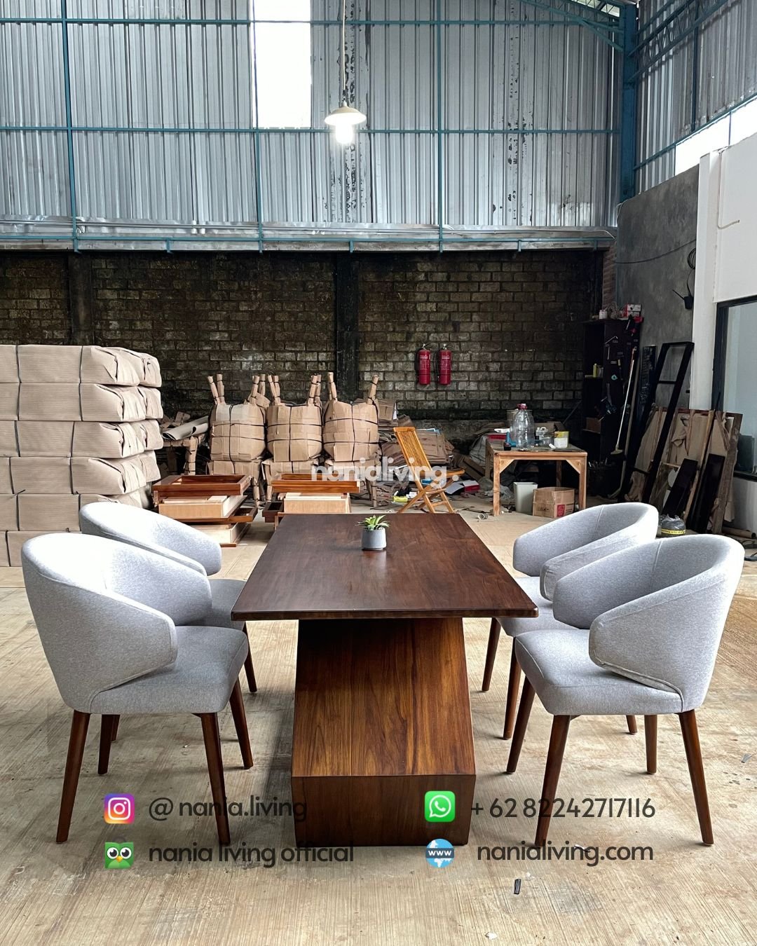 side Modern Teak Dining Table Set With 4 Chairs