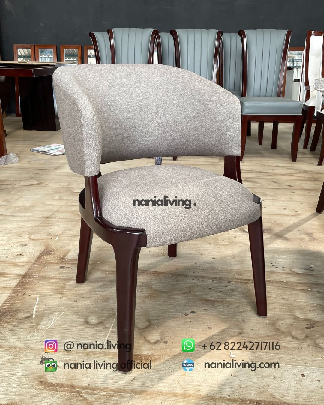 chair Saint Helena Dining Table Set With 6 Gray