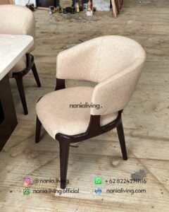 chair Saint Helena Marble Dining Table With 8 Cream Chairs