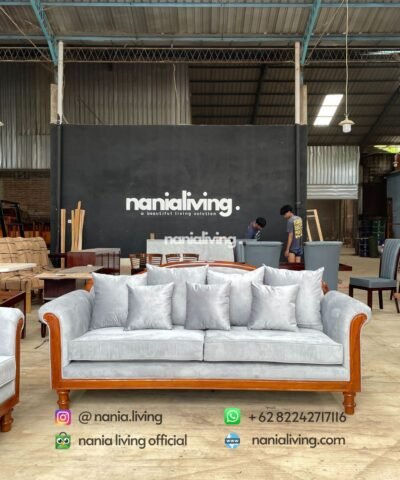 cv nania bintang utama