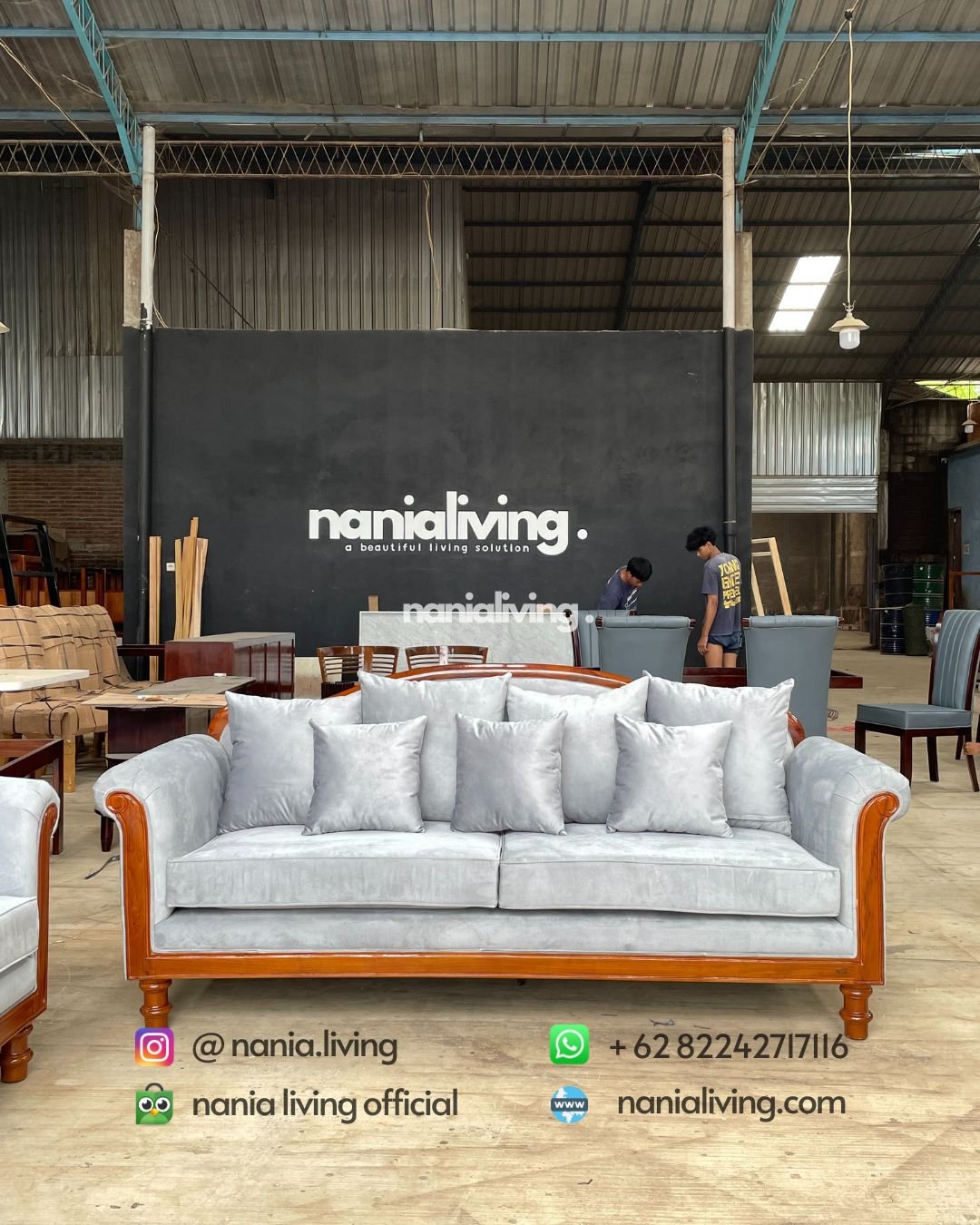 cv nania bintang utama