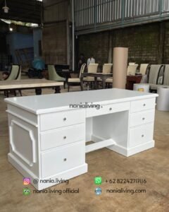 Elegant White Lacquered Director's Desk
