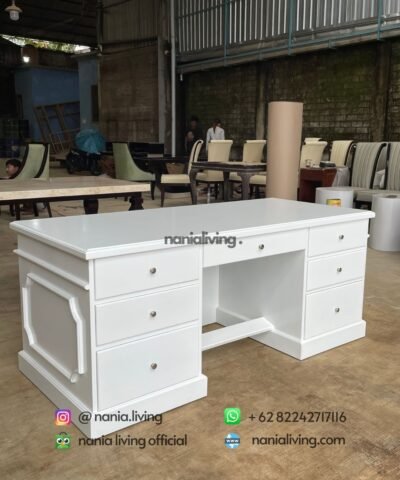 Elegant White Lacquered Director's Desk