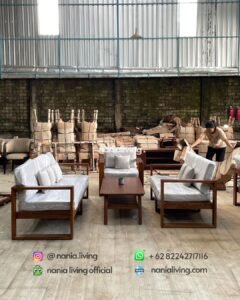 cv nania bintang utama