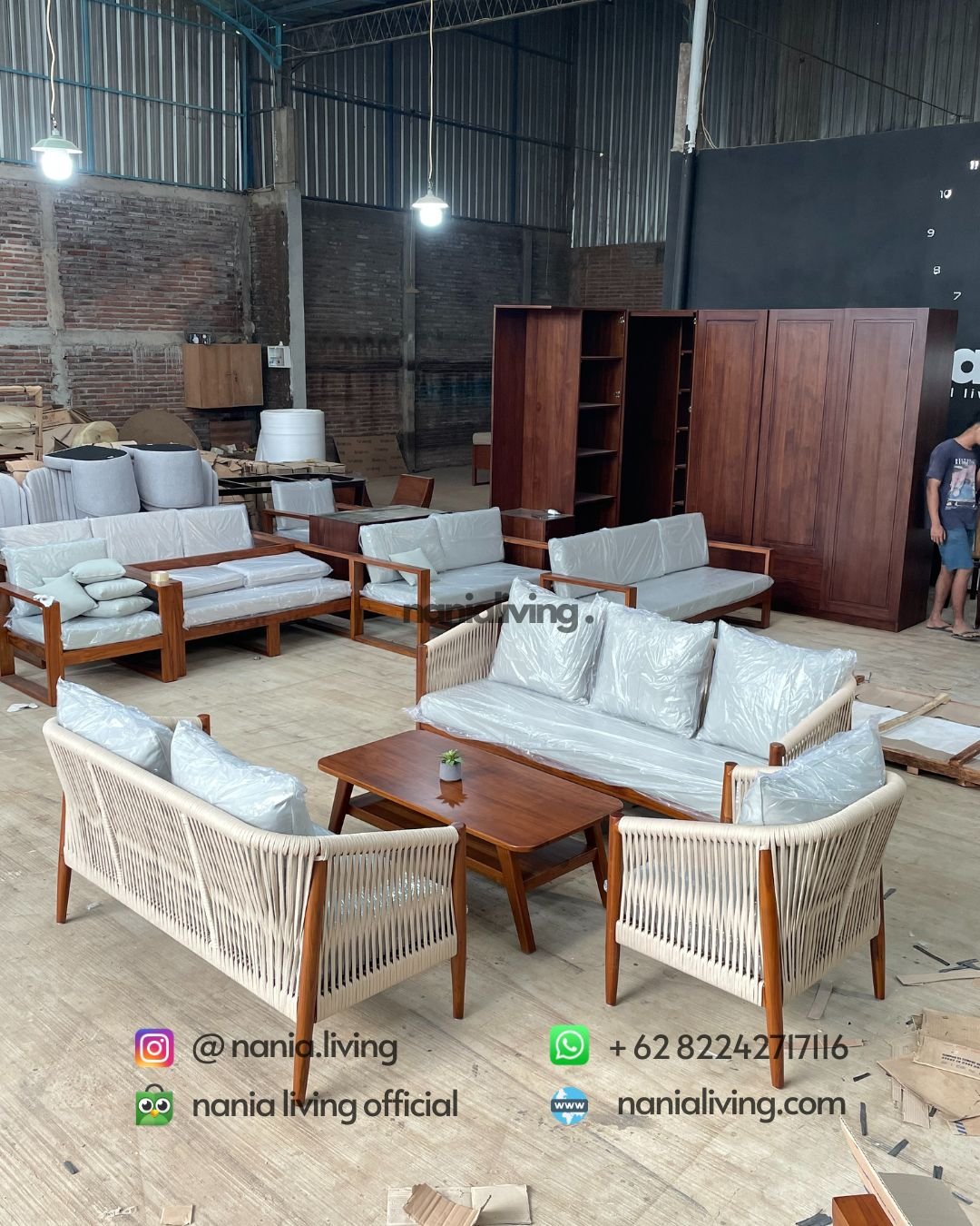 cv nania bintang utama