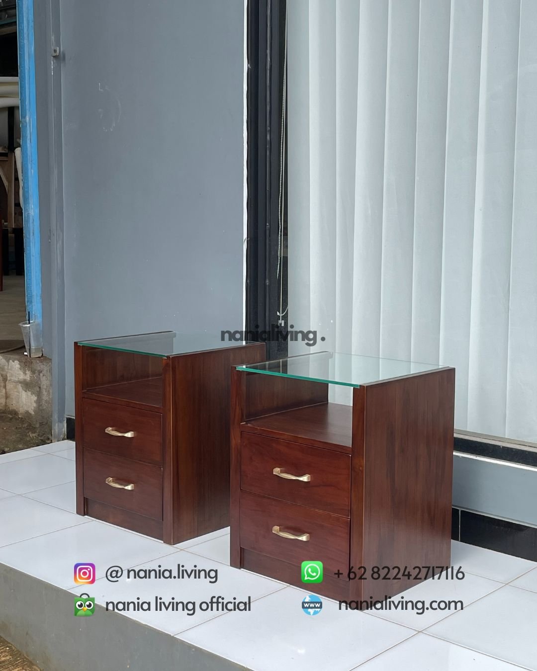 Minimalist Side Table With Glass Top (2) Minimalist Side Table With Glass Top