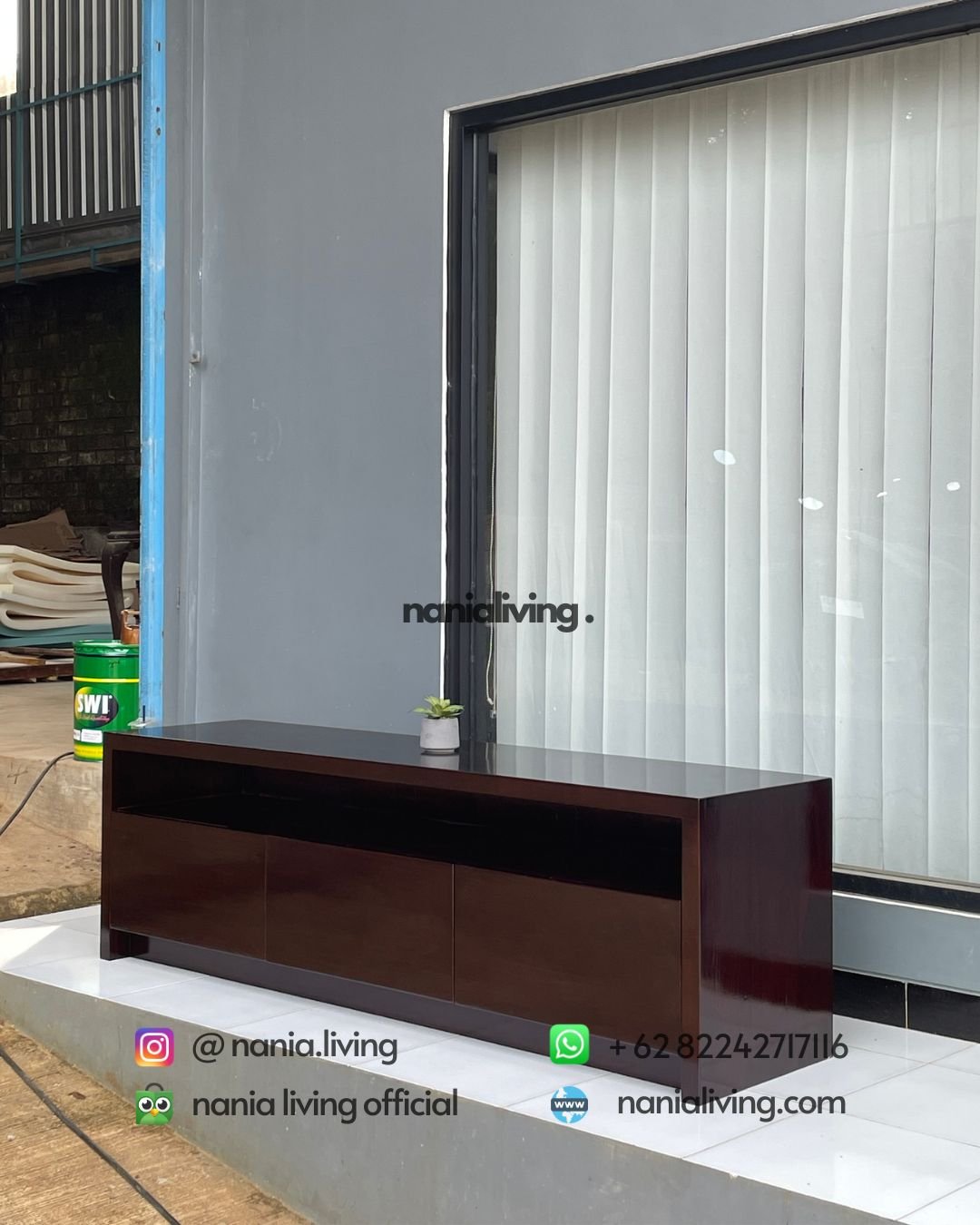 Modern Minimalist Teak Tv Stand (4) cv nania bintang utama