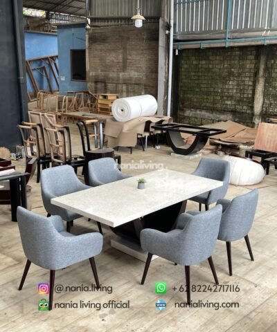 cv nania bintang utama