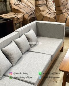 side Minimalist Teak Corner Coffee Table Set