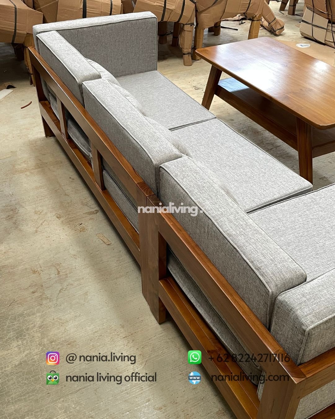 back Minimalist Teak Corner Coffee Table Set