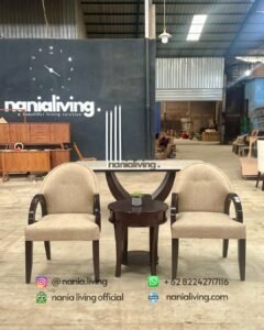 Modern Patio Set With A Round Table