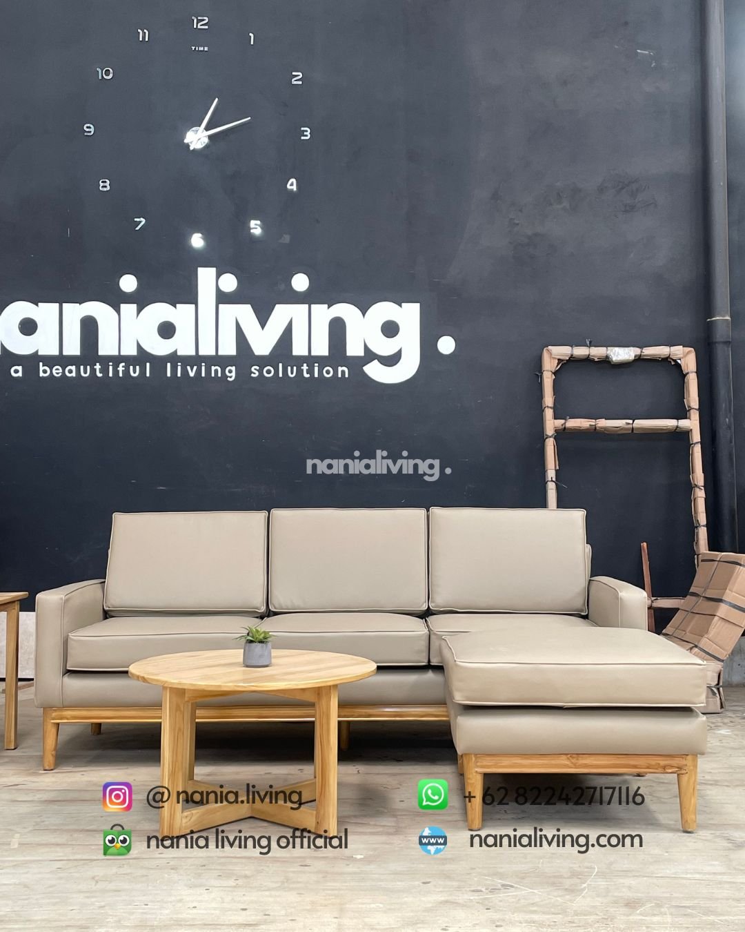 Modern Teak Corner Coffee Table Set (2) Modern Teak Corner Coffee Table Set