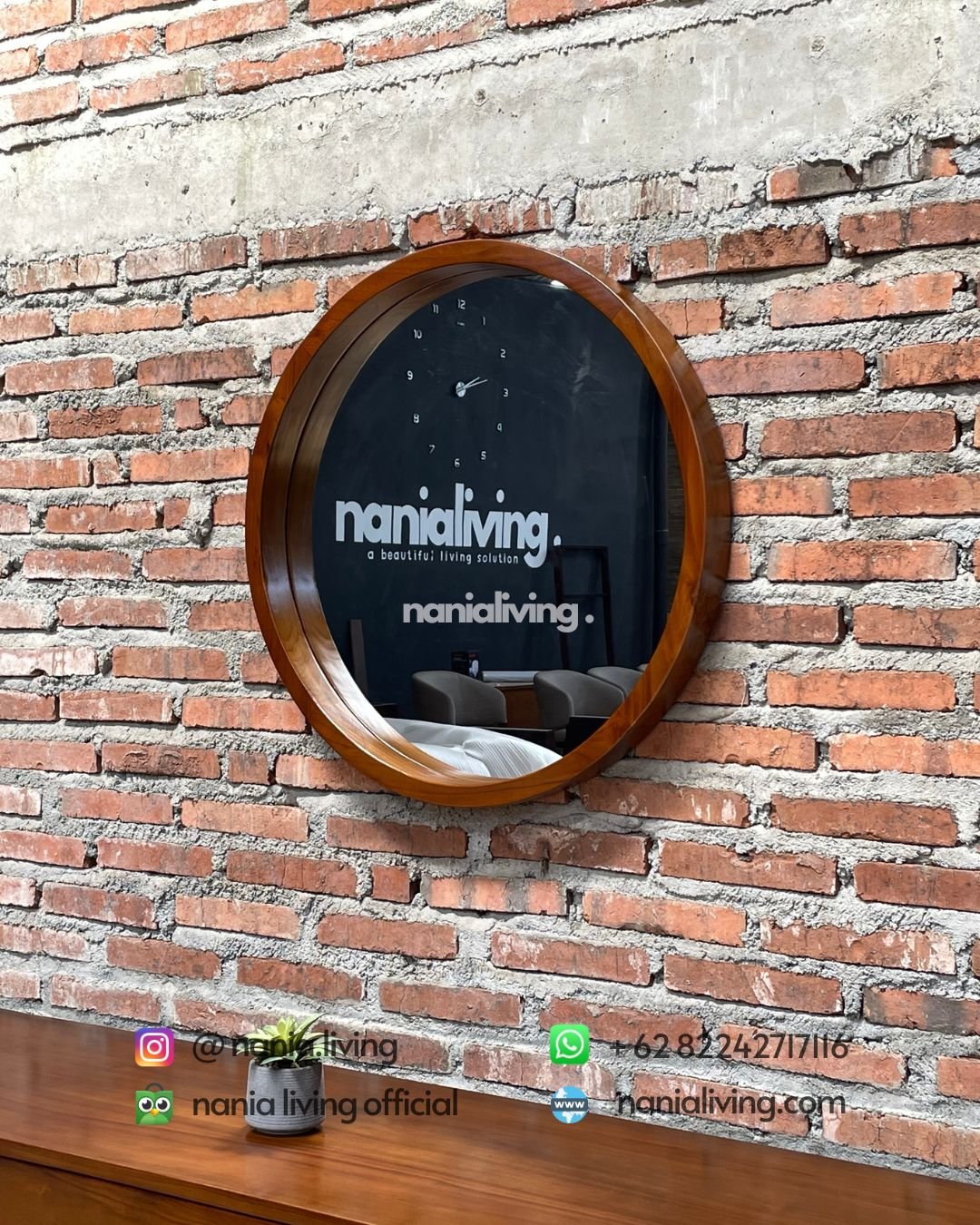 Teak Sideboard With A Round Mirror (5) mirror Teak Sideboard With A Round Mirror