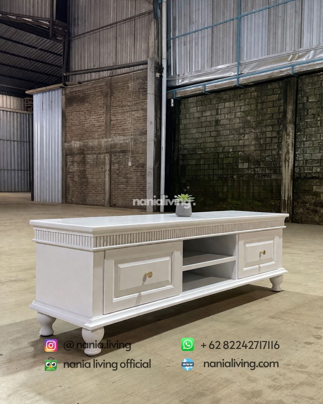 White Lacquered Tv Cabinet With 4 Storage Drawers