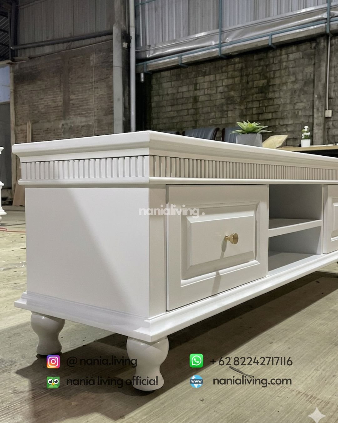 side White Lacquered Tv Cabinet With 4 Storage Drawers