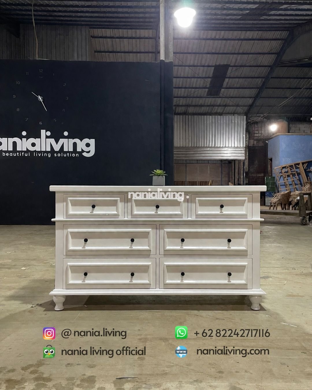 cv nania bintang utama