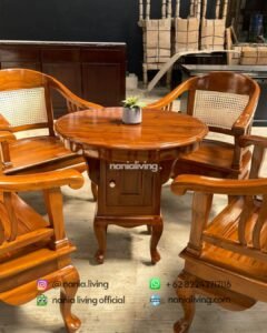 detail Betawi Teak Guest Chair Set