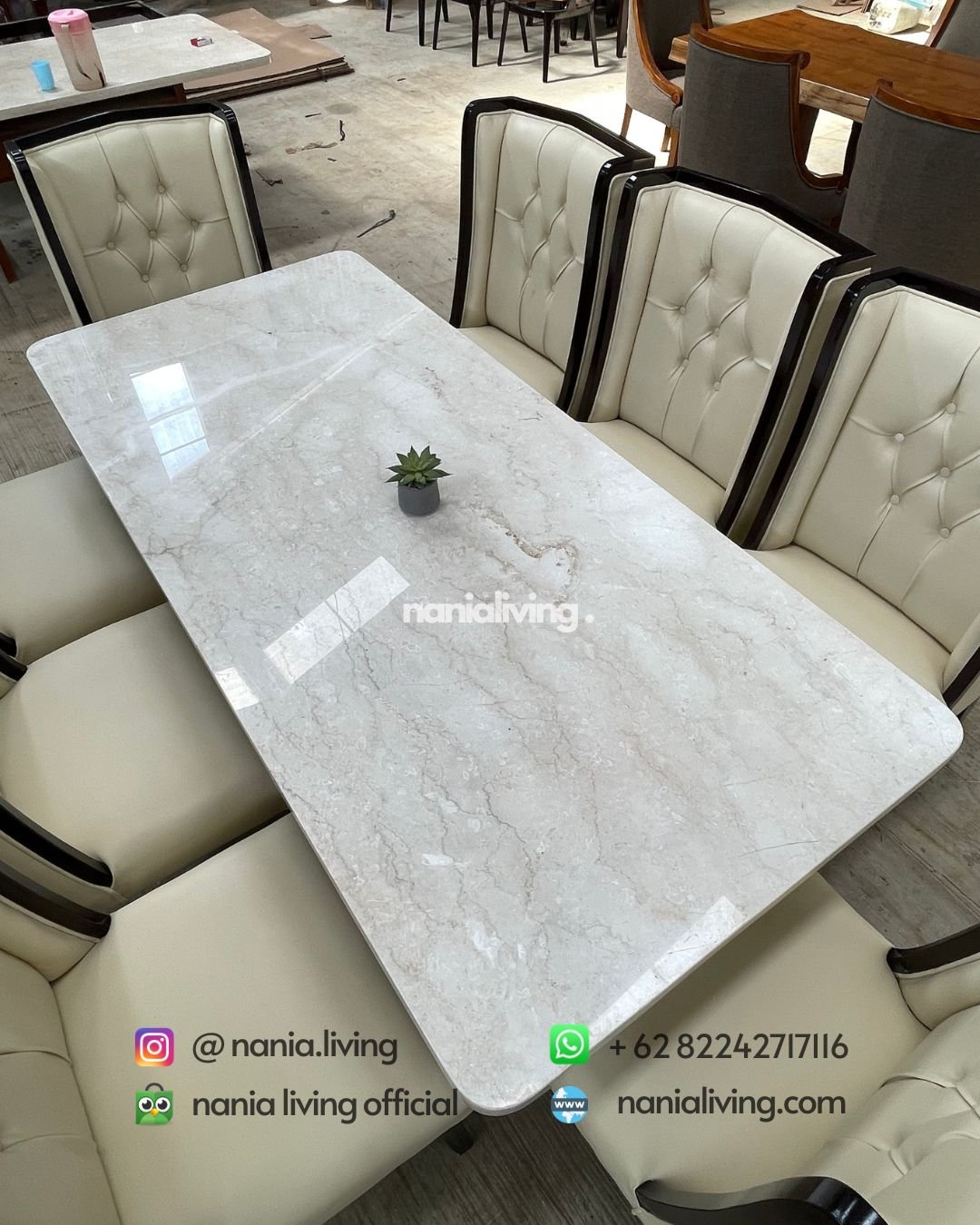 marble Modern marble dining table with 8 luxury dining chairs