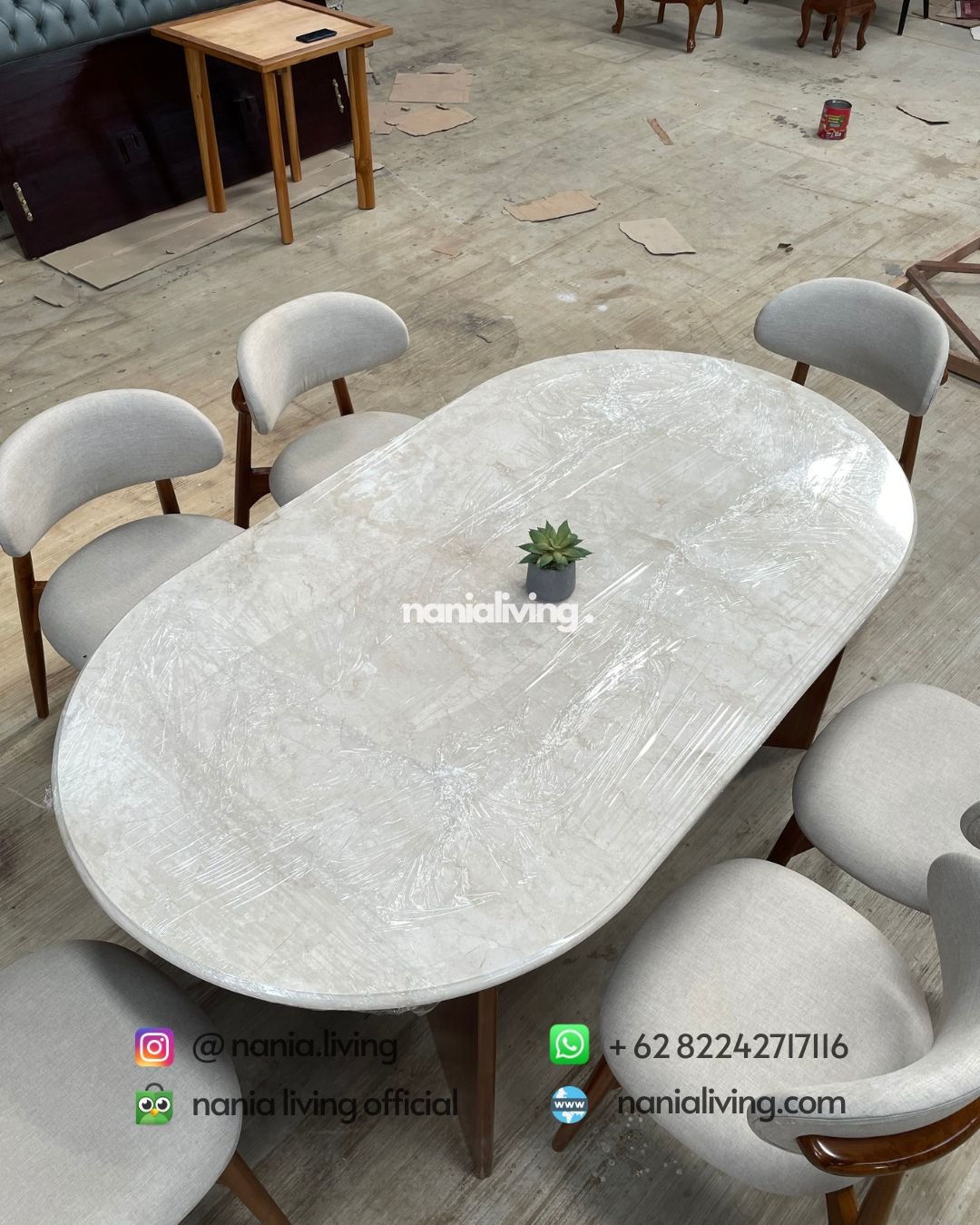 marble Oval marble dining table with 6 dining chairs