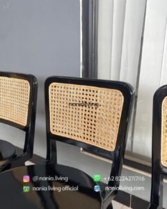detail Ropan Dining Chair Combination of Teak And Rattan