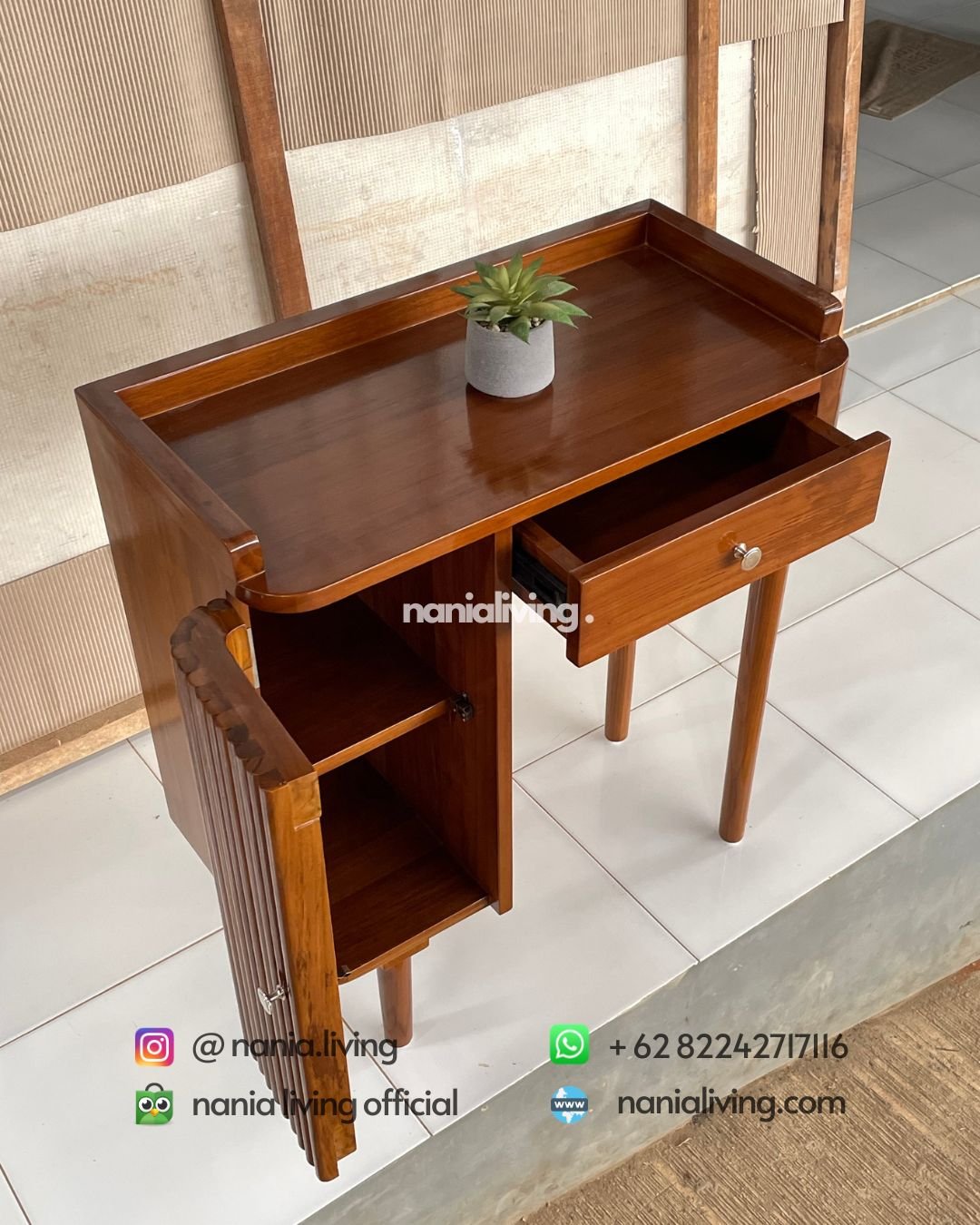 top Teak Dressing Table Without A Chair