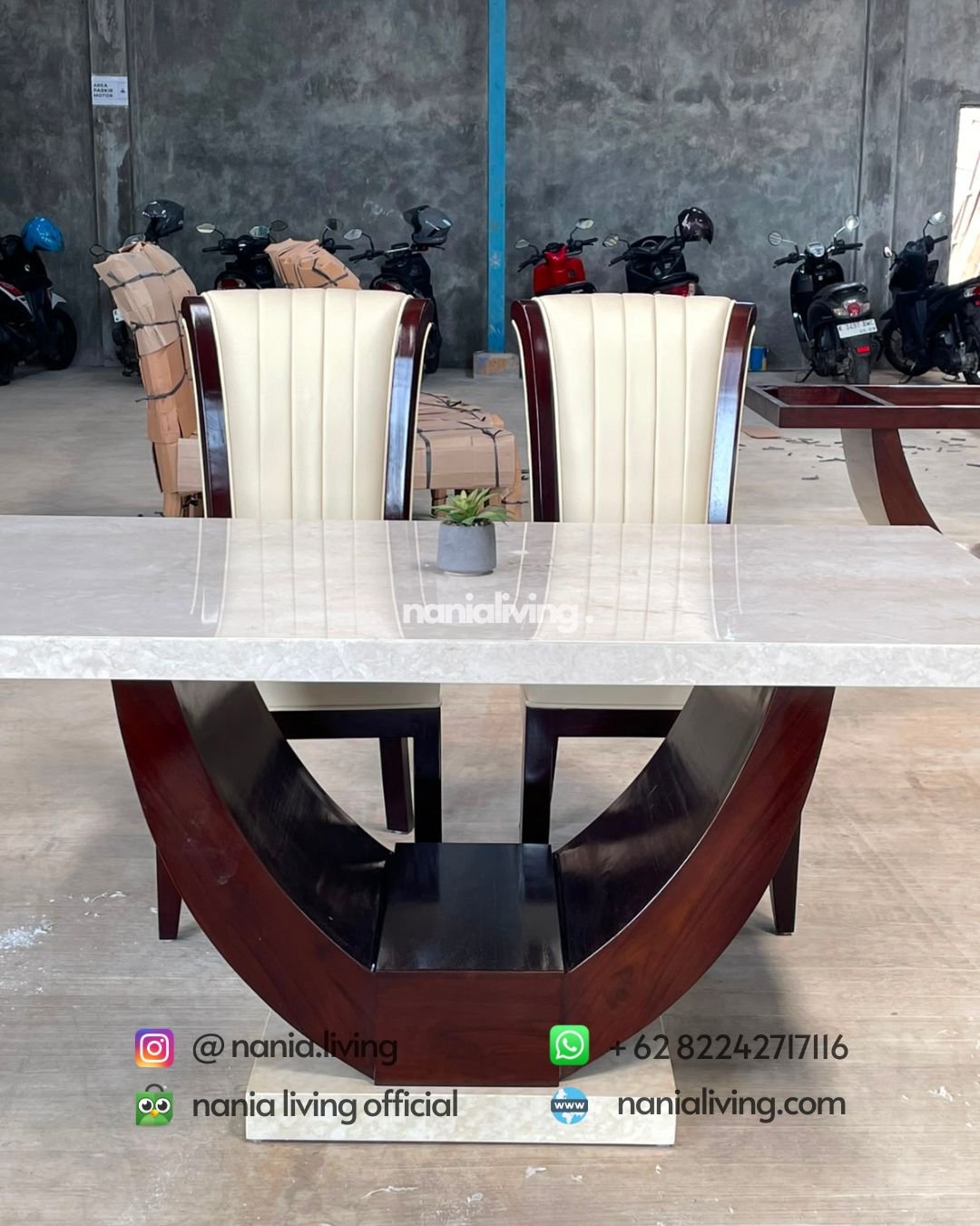 Minimalist Marble Dining Table With 4 Chairs (4) cv nania bintang utama