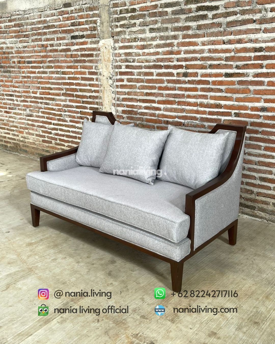 Modern 3-seater Teak Guest Sofa (2) side Modern 3-seater Teak Guest Sofa