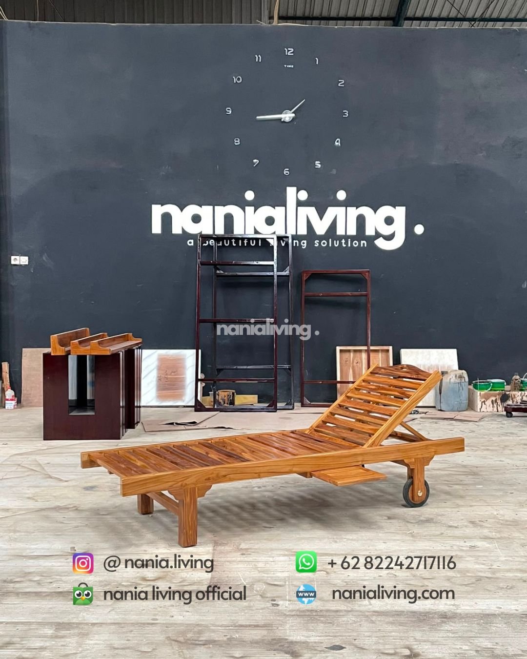 Natural Teak Sun Lounger With Wheels (1) nanialiving