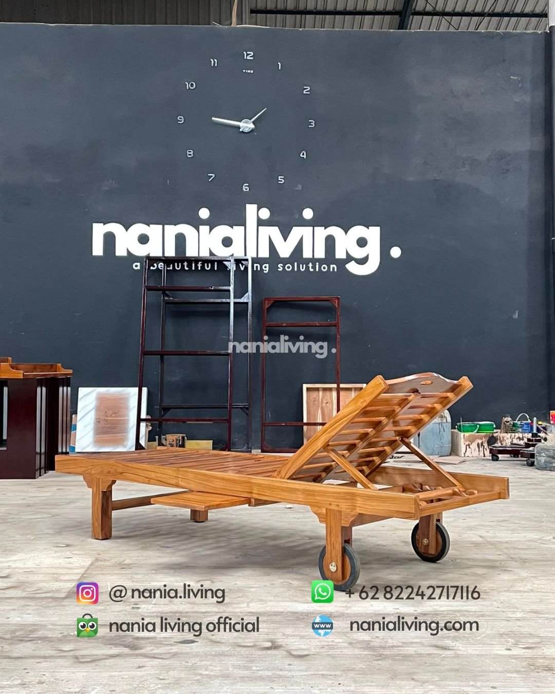 Natural Teak Sun Lounger With Wheels (3) side Natural Teak Sun Lounger With Wheels