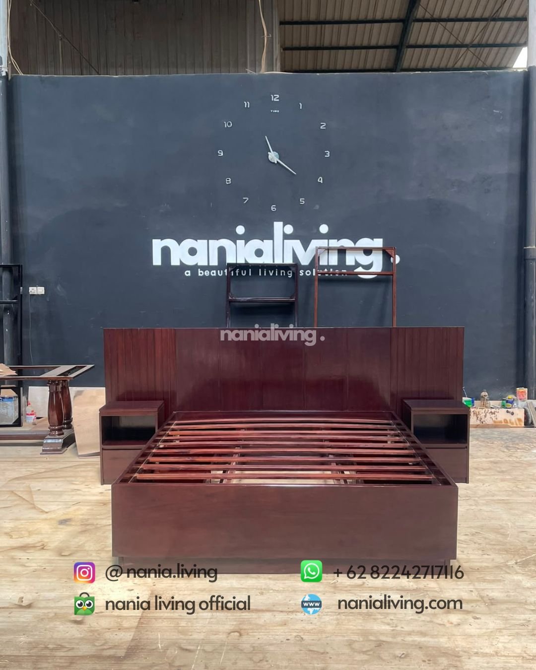 Teak Bed Set With 2 Bedside Tables (6) cv nania bintang utama